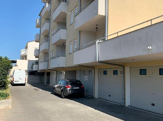 Mladeng Apartament Trogir