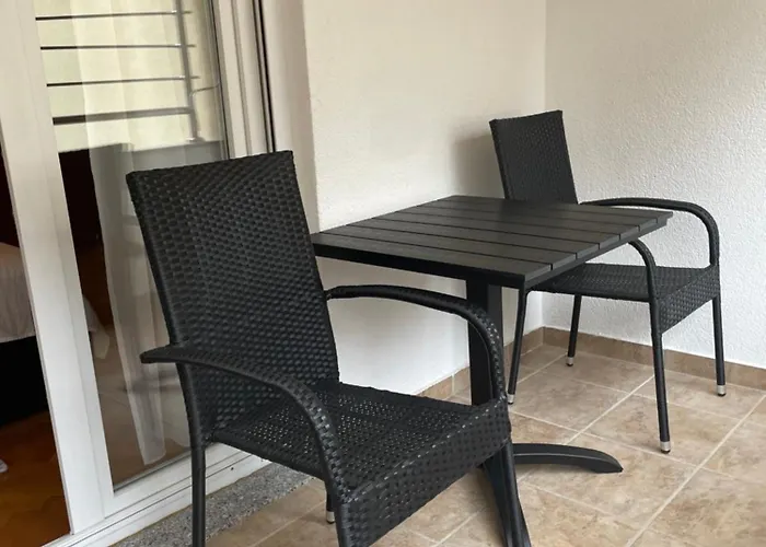 Mladeng Apartament