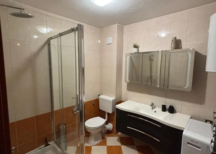 Apartament Mladeng