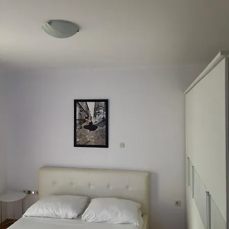 Mladeng Appartement Trogir